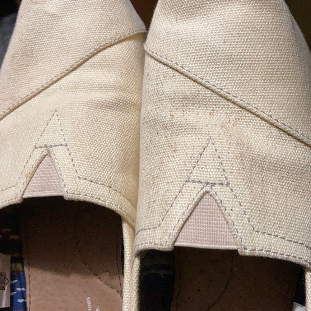TOMS - Picture 6 of 6